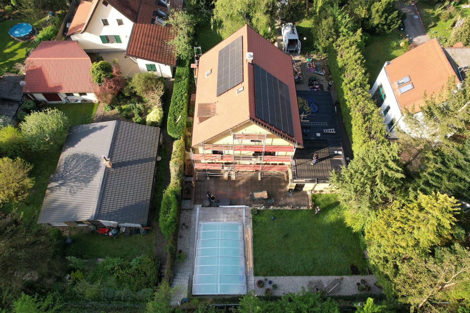 Einfamilienhaus in Mauerbach nach Dachsanierung mit Photovoltaik