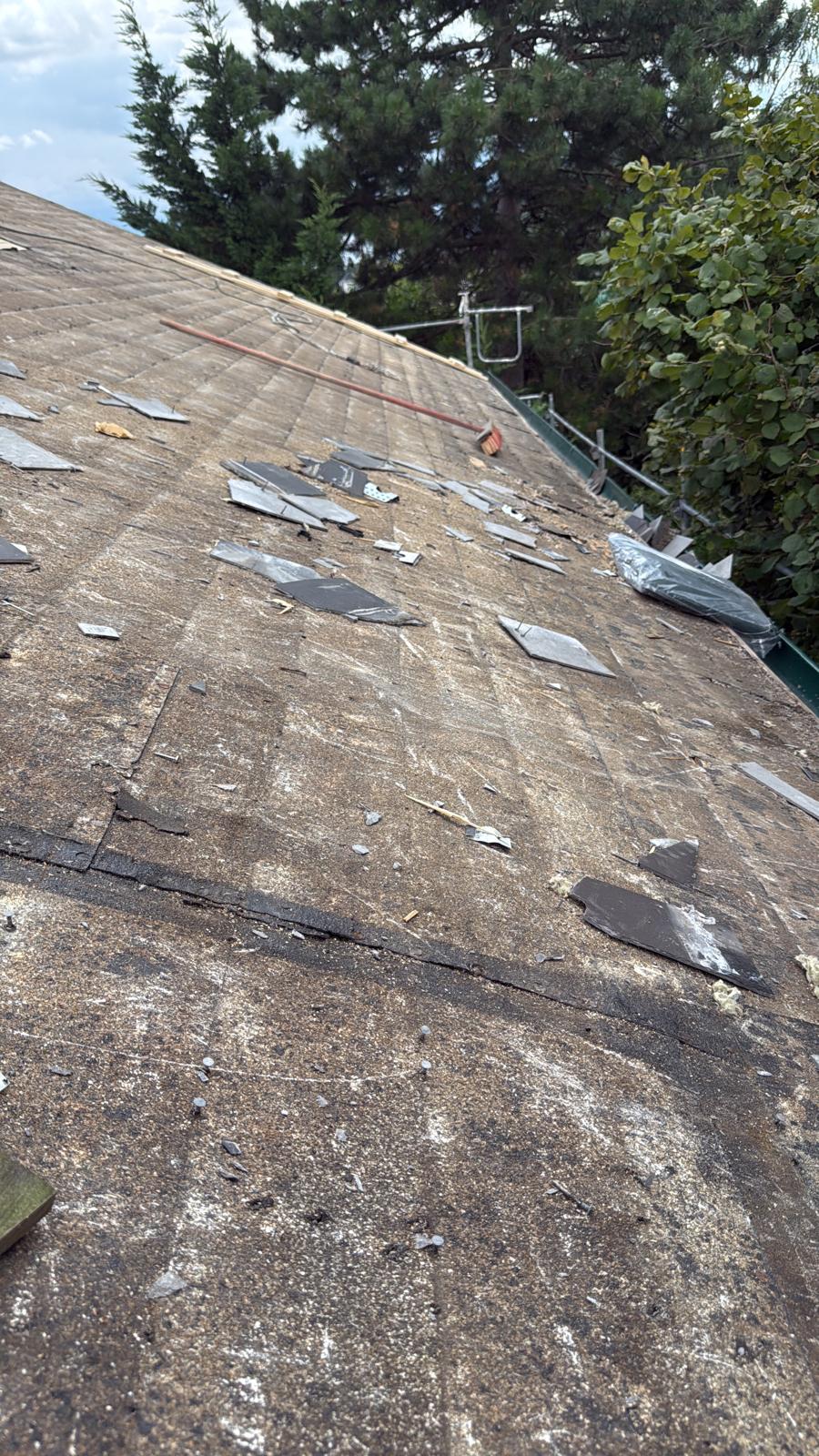 Alte Dachfläche nach dem Abbruch – Bauvorhaben Klosterneuburg