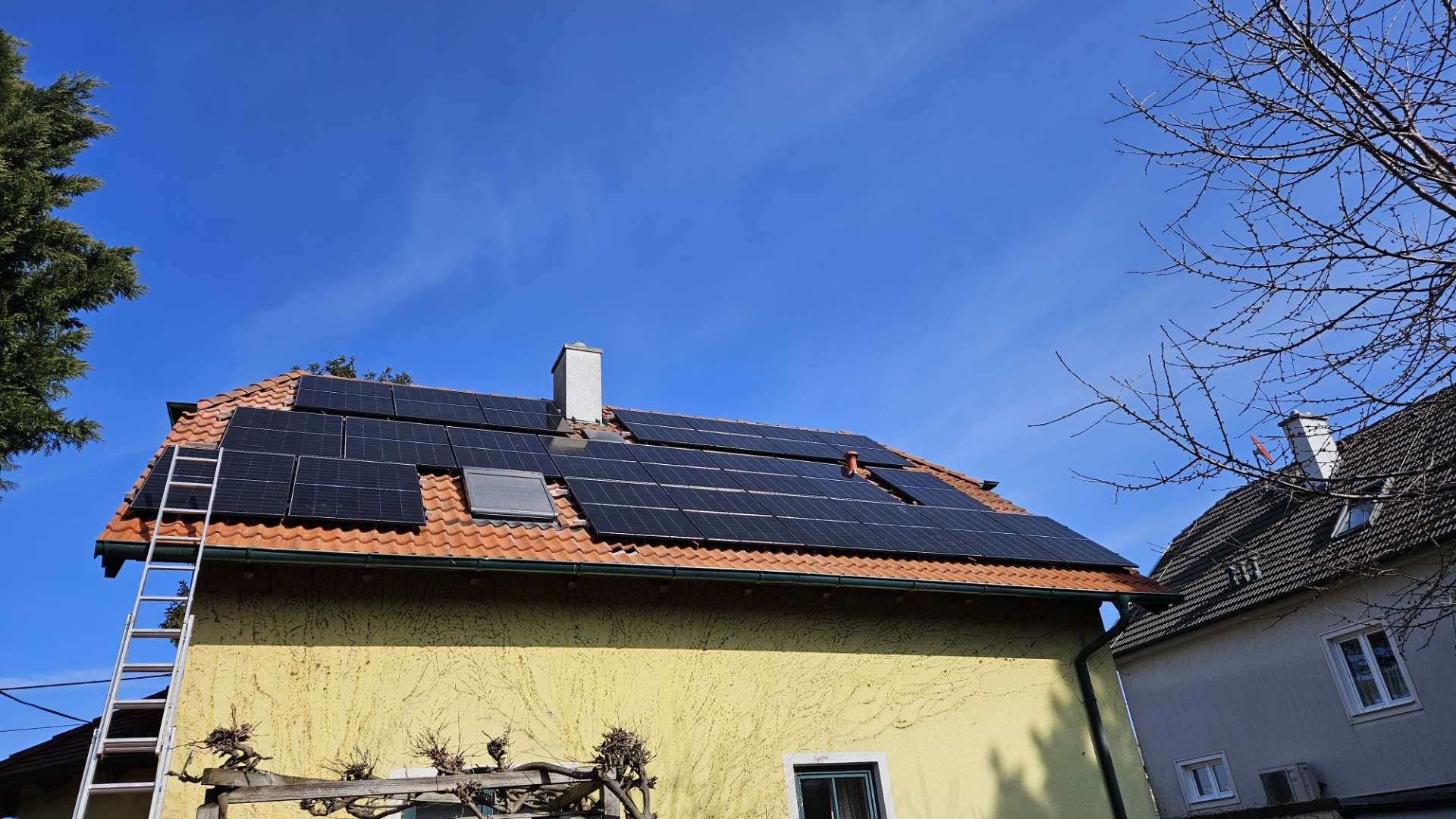 Haus von Familie Nagy in Floridsdorf mit neuer Photovoltaik-Anlage
